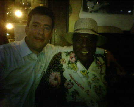 Greg Lyles and Buddy Guy in Chicago 07