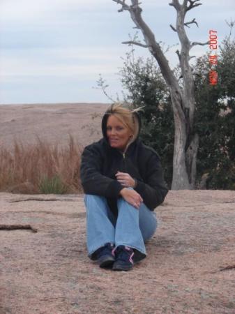 Leea at Enchanted Rock 2007