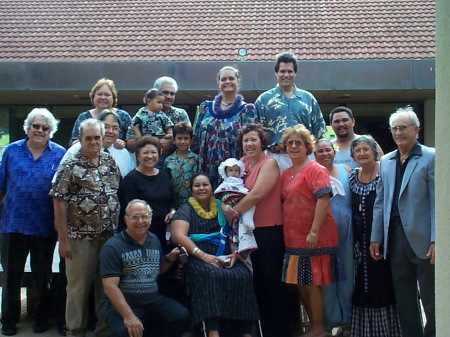The Kapuaala Family (some of them)