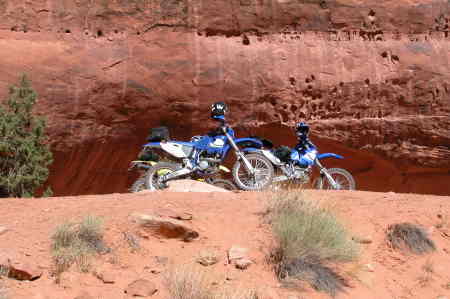 Dual SPorts  - Bull Canyon in Moab, Utah