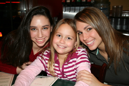 Lauren, cousin Jacquelyn, Amber