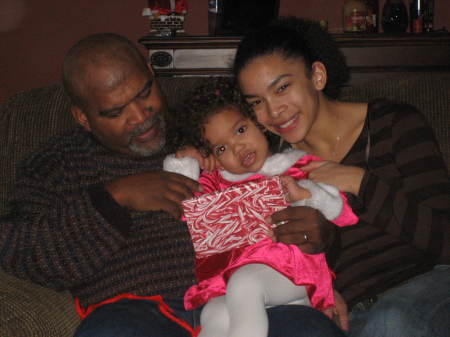 me& my daughters.Amber 2yrs, Michelle 14 yrs x-mas 2006.