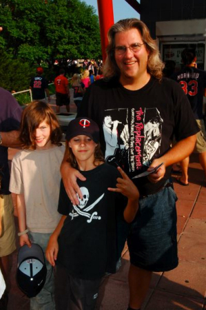 Dave with the Twins: Nick & Matt (Aug '08)