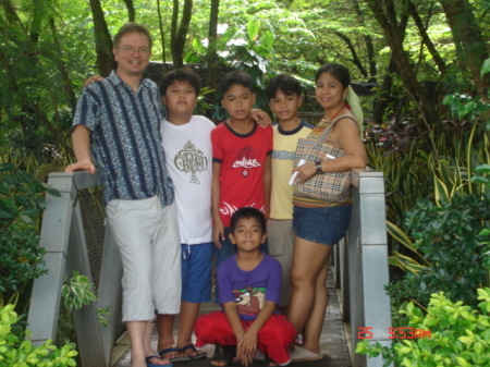 Myself, my good friend Lalyn, her son Jan (squating) , Jan's cousins at Ocean Adventure Park, Subic Bay Philippines