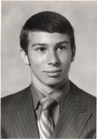 Robert Benton's Classmates profile album