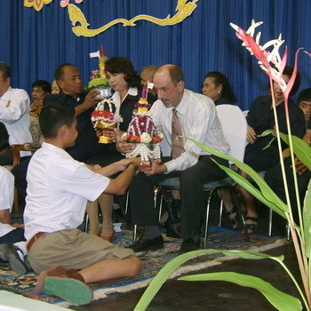 Wai Khru-Teacher Respect