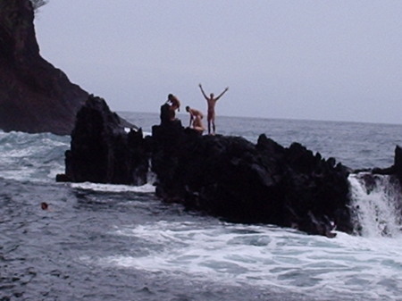 Rock Diving in Maui - 2003