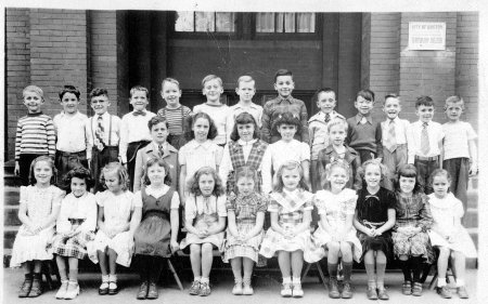 Fourth Grade Agasszi Elementary 1948-49