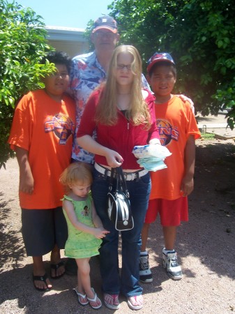 Damon, me, daughter Bonnie, Jason, & in front w/redhair, granddaughter Jessica