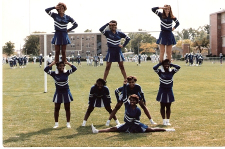 sophomore cheerleading
