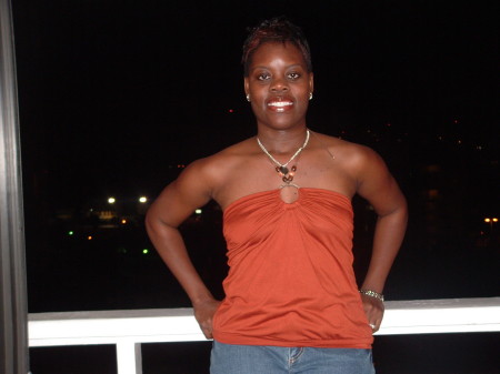 Me w/new short do' in Puerto Rico '05