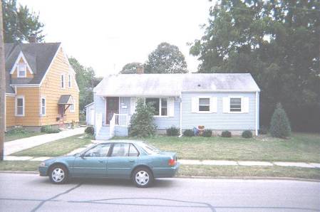 Pic of the house i lived in back in oconomowoc in the 80's