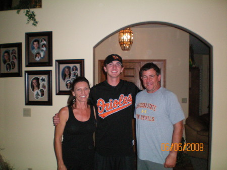 My son, Ronnie, sign with the Orioles