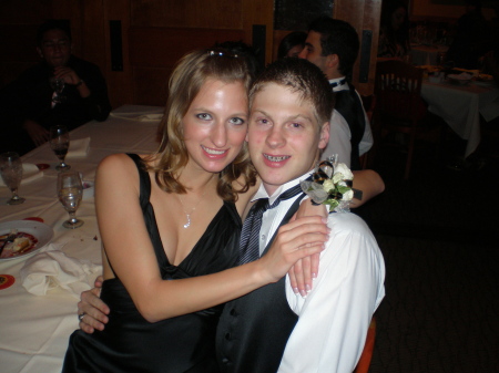 kristin & her boyfriend at prom