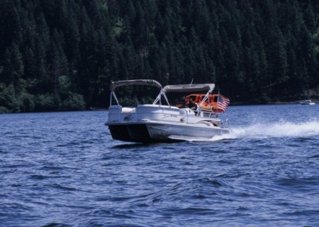Boating on CDA lake