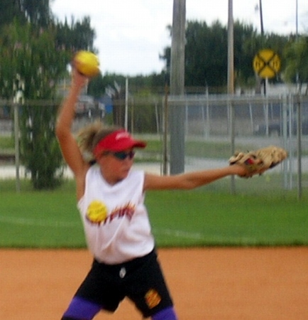 Noelle pitching