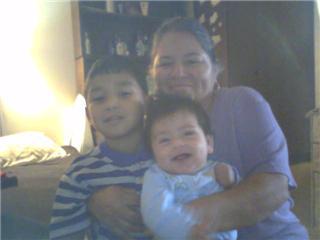 my mom y nephews