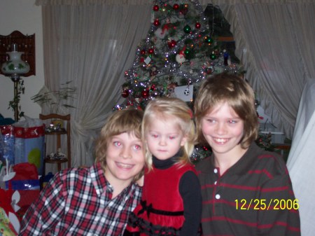 Jacob & Cousin's ( Drew, Maddie, & Jacob )