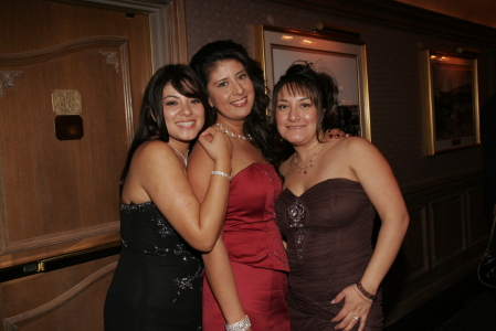 my wife gaby,sisters Lorena and Angelica.