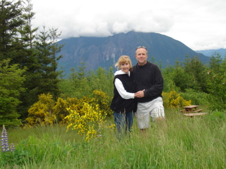 Juli and I in front of Mt Si