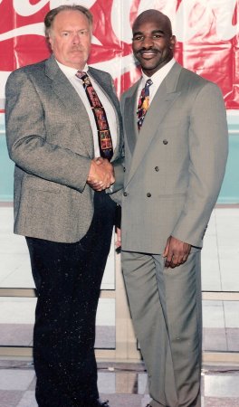 Barry Pegram and Evander Holyfield, Heavyweight Boxing Champion of the World  -  1998