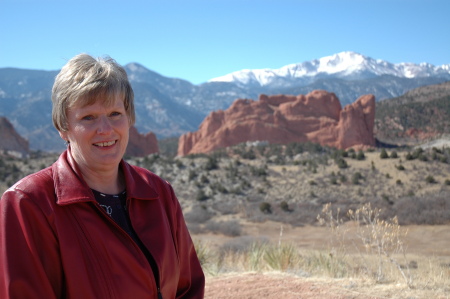 Garden of the Gods and Pikes Peak - Beautiful!