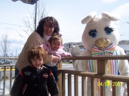 DAIN,TRINA,ME AND THE EASTER BUNNY