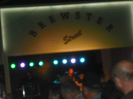 Brewsters Ice House stage