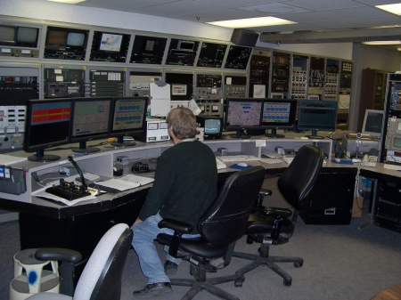 control room lee