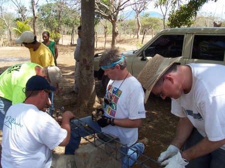 Building a rebar column for a classroom in Nicaragua March '07