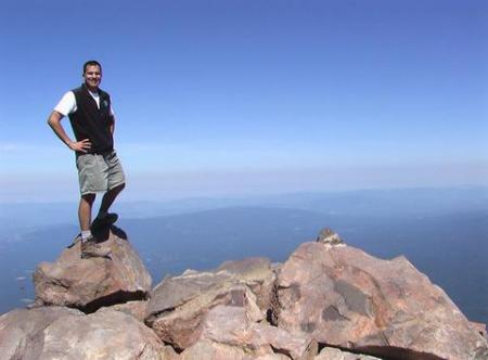 Hike up Mt McLoughlin