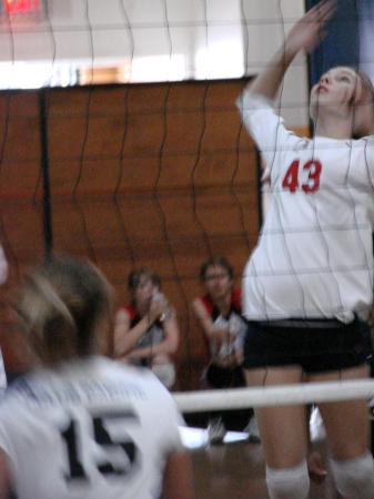 Mallorie loves volleyball