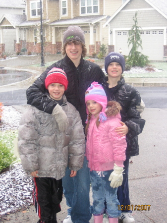 kids in the snow