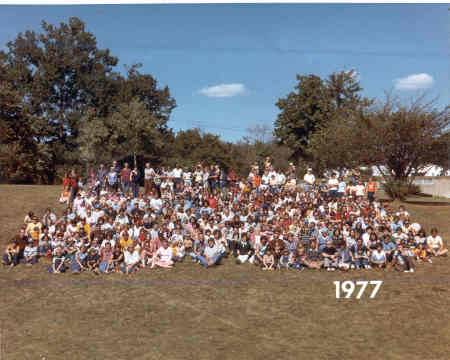 1977 Lab picnic