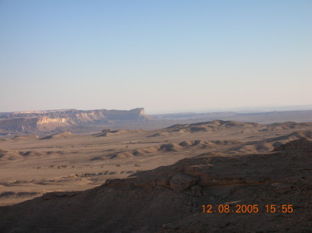 Saudi Arabia, "Edge of the World" or Tuwaiq Escarpment 90 kms NW of Riyadh