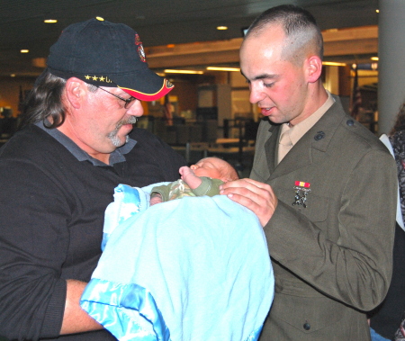 Matthew & Papa Tucky meet Baby Byron