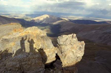 On top of Horse Shoe Mnt. 13,900 ft