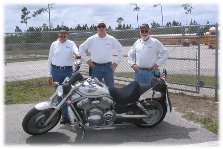 John Vaughn in center "Experienced Rider Course" coach 2006