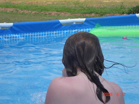 aaron in the pool 028