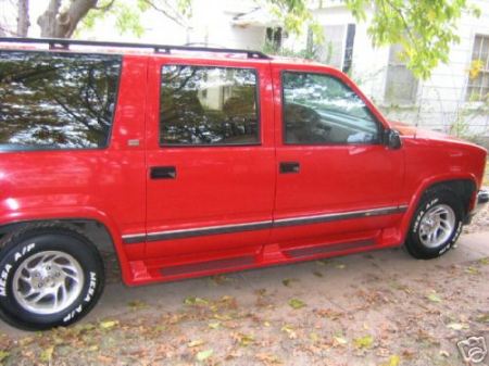 '93 Red Suburban