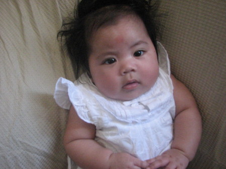 maH pReTTy niece...