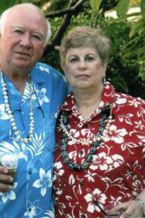 FRED AND CAROL (FREEMAN) GARCIA IN HAWAII Dec. 2006