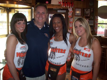 Hooter Girls of Chicago