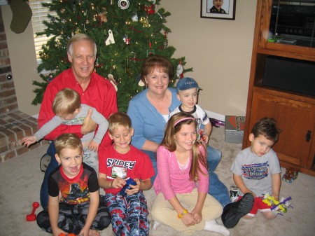 Roy, Gloria and all their grandchildren