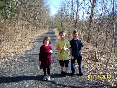 Taking a hike with the little one's !!