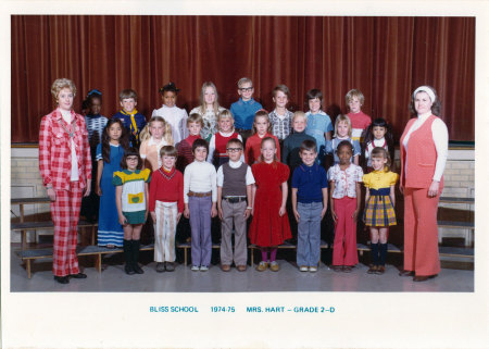Robert Walpole's album, Bliss School - Mrs Hart 2nd Grade 1974-5