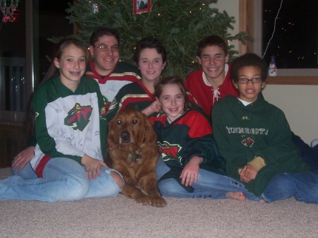 The Starr Family and Darby Dog to (Go Wild)