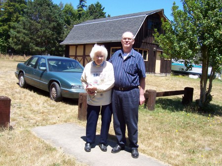 Mom ( Gladys ) and I, summer '06