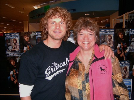 Dierks Bentley country music star with ME!