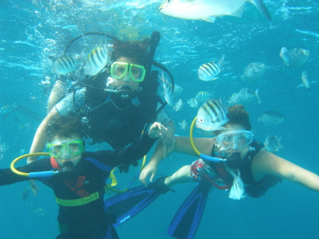 2006 Scuba Diving with my boys~Cayman Islands